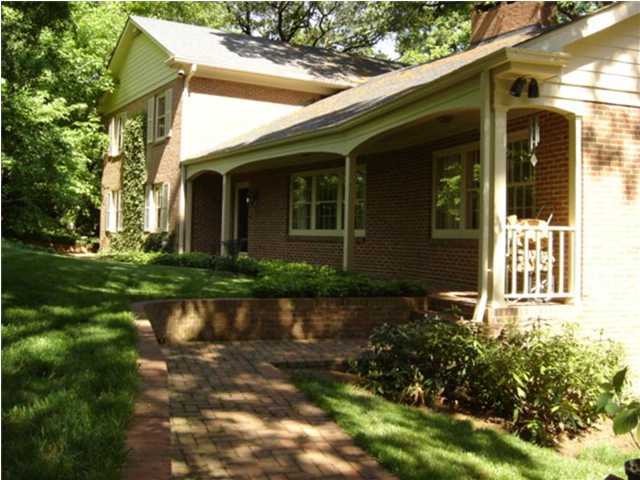 3077 Rivermont Road Chattanooga, TN 37415 - Photo 1 of 9 Primary Photo