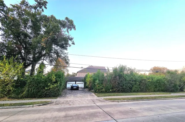 an outdoor view with patio