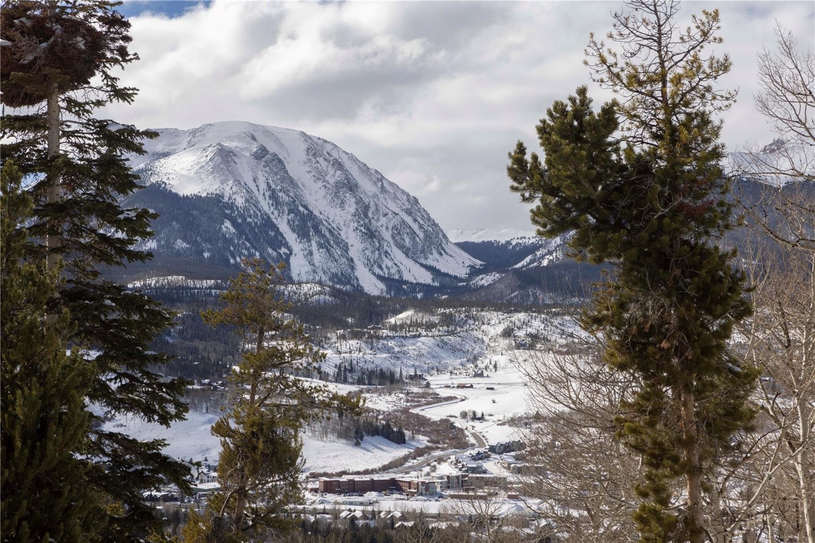 296 Angler Mountain Ranch Road South Silverthorne, CO 80498 - Photo 10 of 43 Gallery Image 10