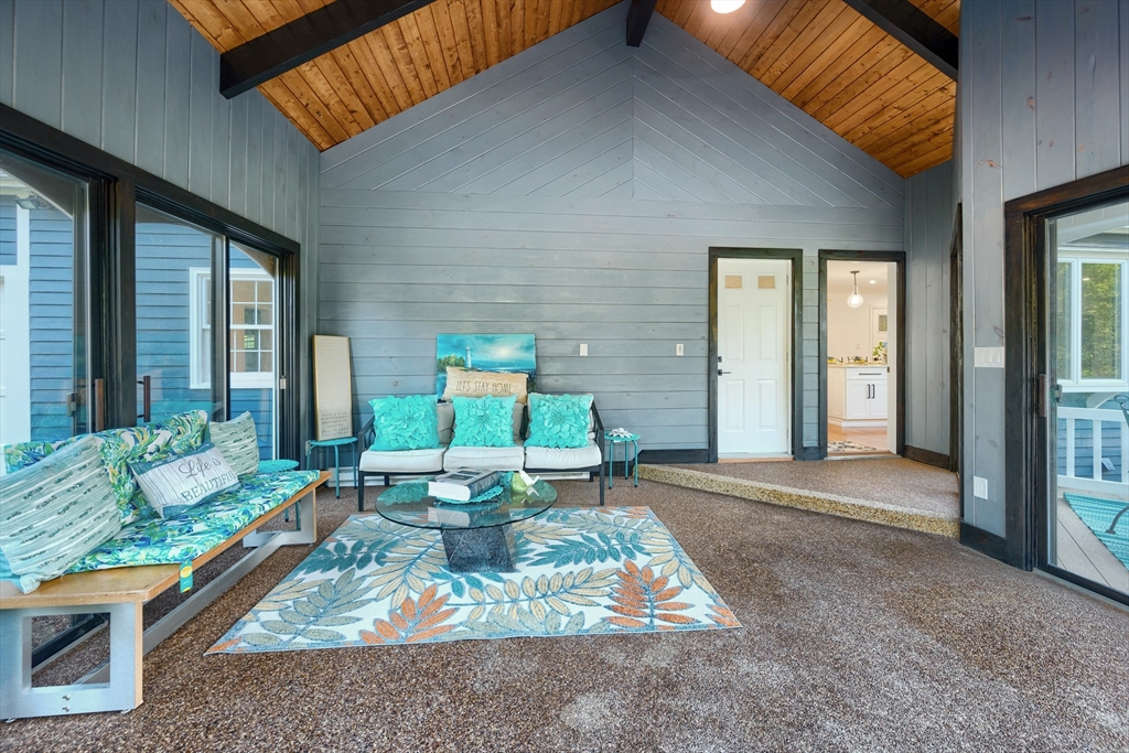 11 Lawndale Road Tyngsborough, MA 01879 - Photo 31 of 40