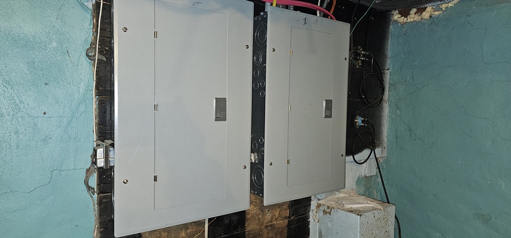 274 Pine Street Springfield, MA 01105 - Photo 28 of 31