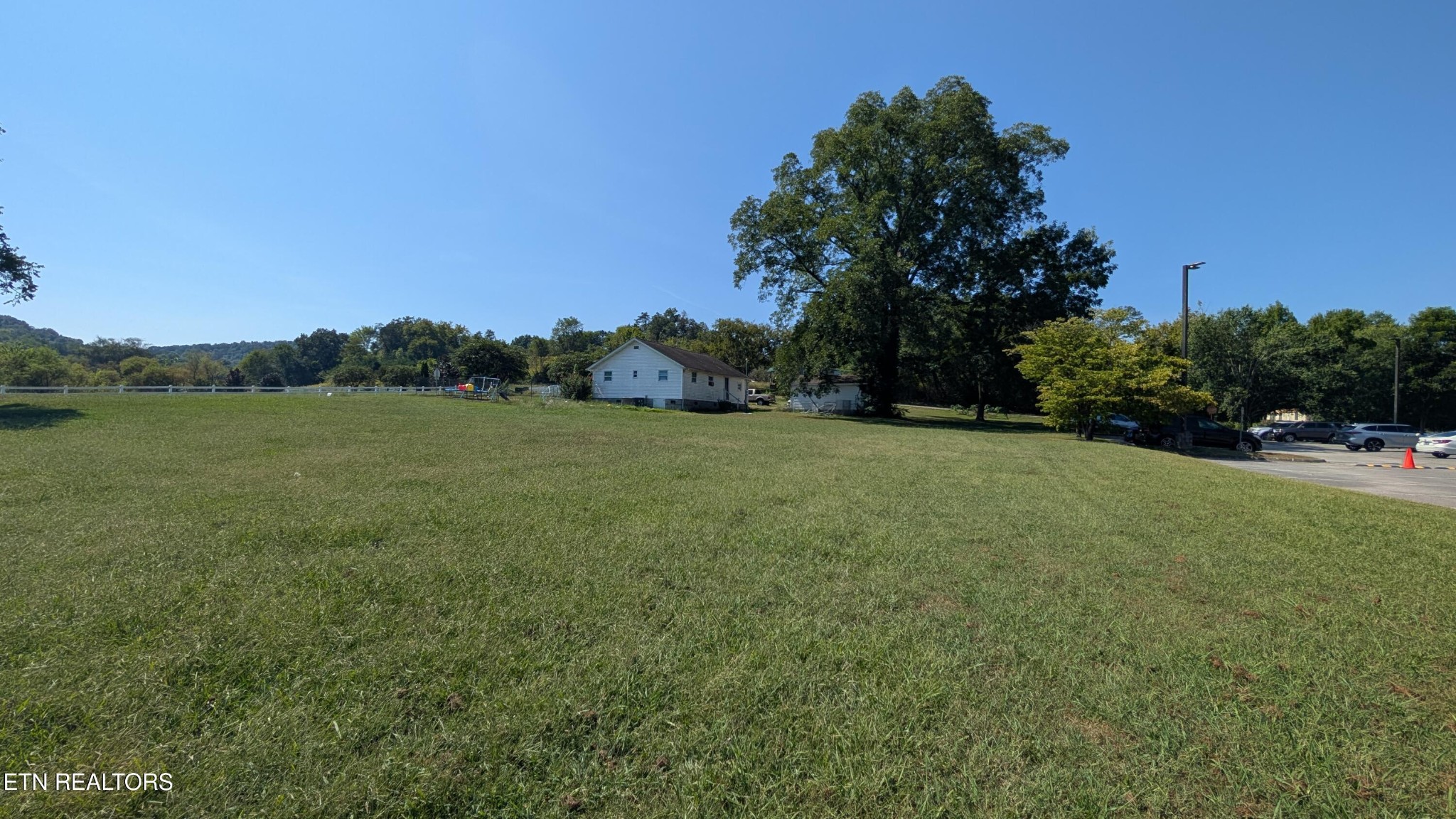 1933 Mountain Road Andersonville, TN 37705 - Photo 4 of 40 Gallery Image 4