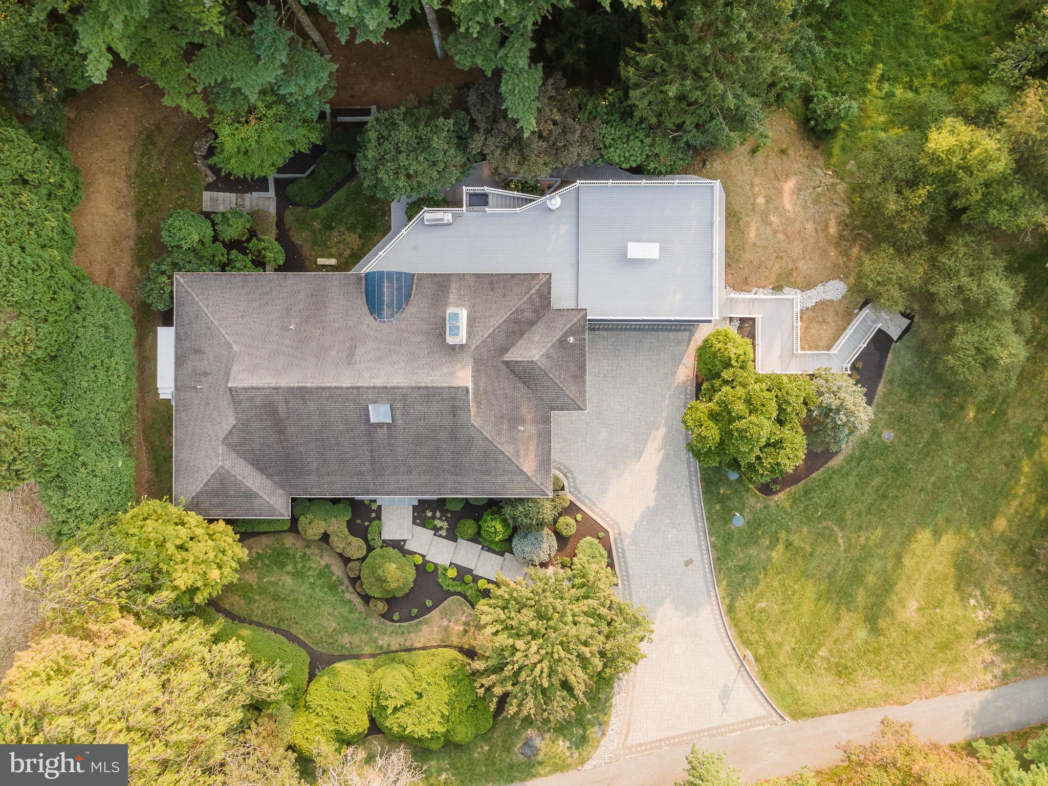 930 Sharpless Road Hockessin, DE 19707 - Photo 5 of 70