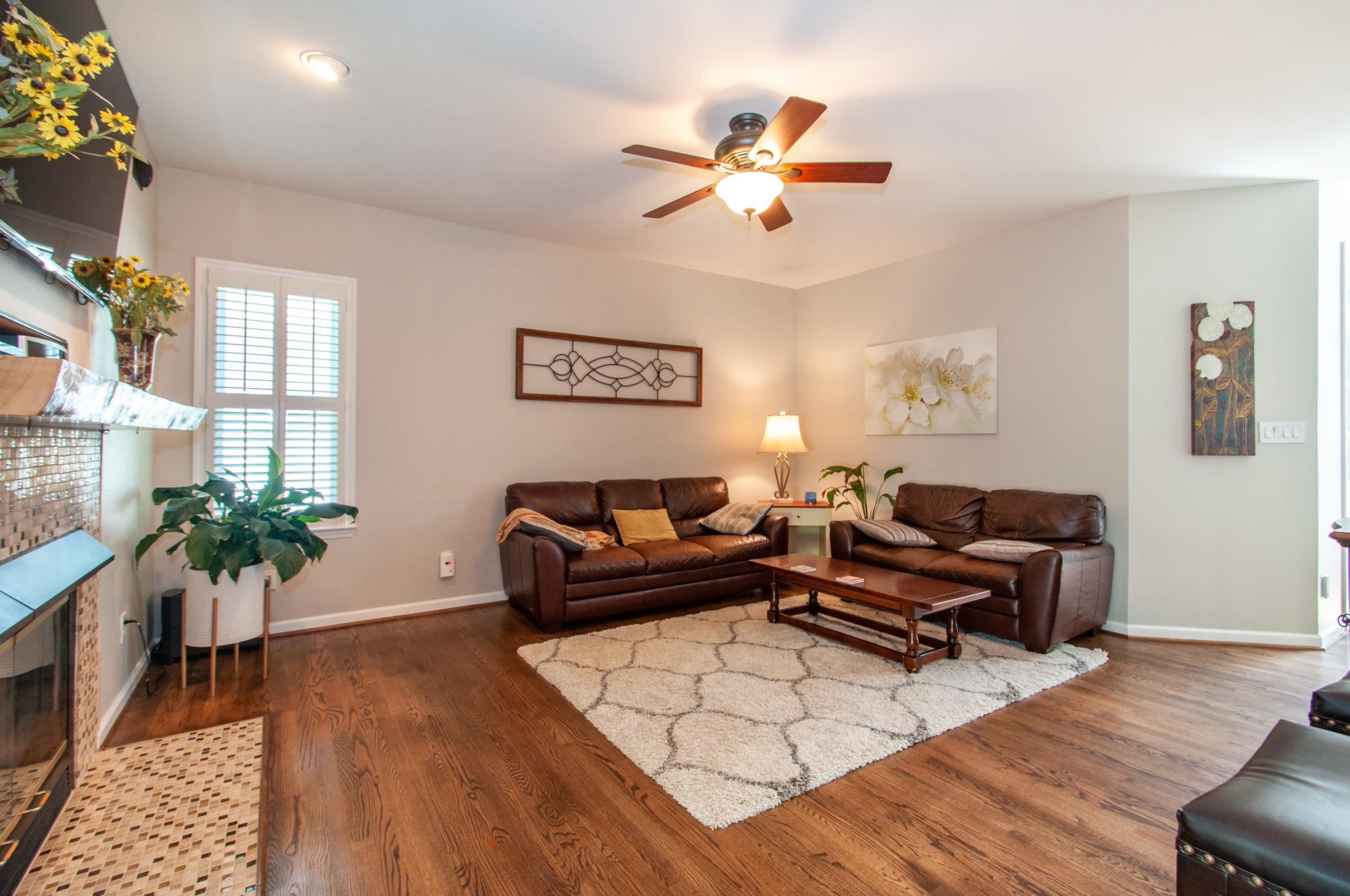 5224 Fairmead Circle Raleigh, NC 27613 - Photo 5 of 37 Living Room