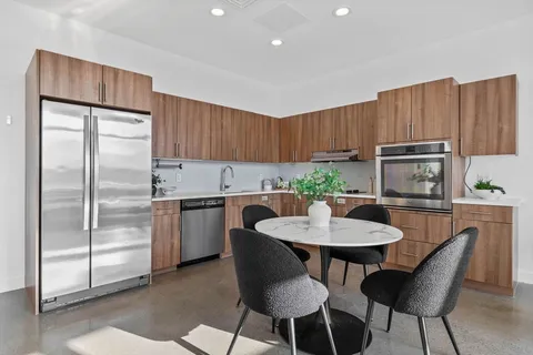 $799,000 | 9 Medford Street, Unit PH3, Somerville, MA 02143