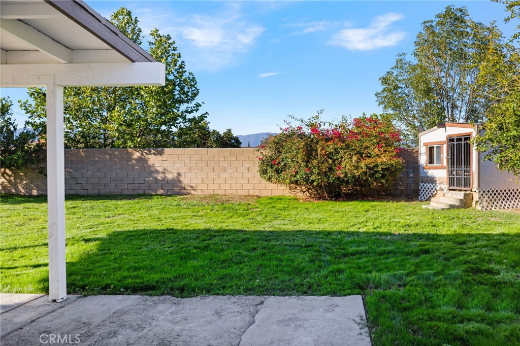 6113 Riverside Avenue Rialto, CA 92377 - Photo 63 of 65