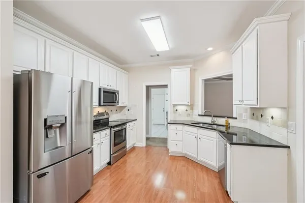 $400,000 | 1625 Glenhurst Drive, Snellville, GA 30078