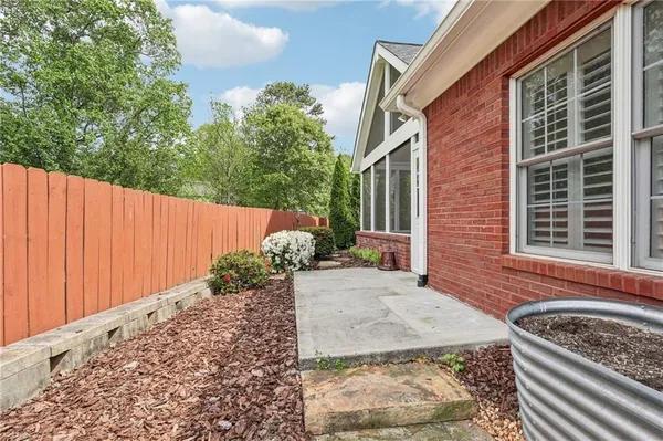 $400,000 | 1625 Glenhurst Drive, Snellville, GA 30078