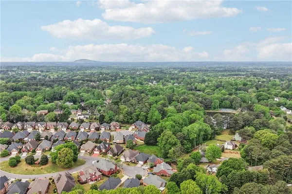 $400,000 | 1625 Glenhurst Drive, Snellville, GA 30078