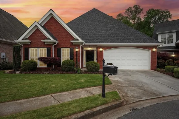 $400,000 | 1625 Glenhurst Drive, Snellville, GA 30078