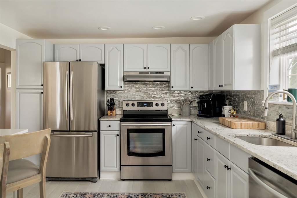 3 Heath Street, Unit 2 Somerville, MA 02145 - Photo 3 of 23