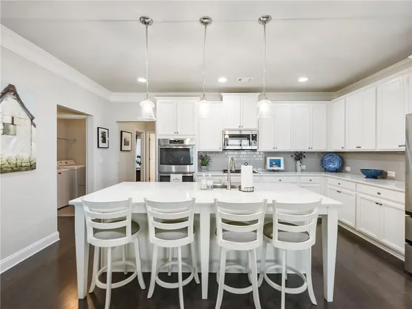 $609,900 | 7174 Boathouse Way, Flowery Branch, GA 30542