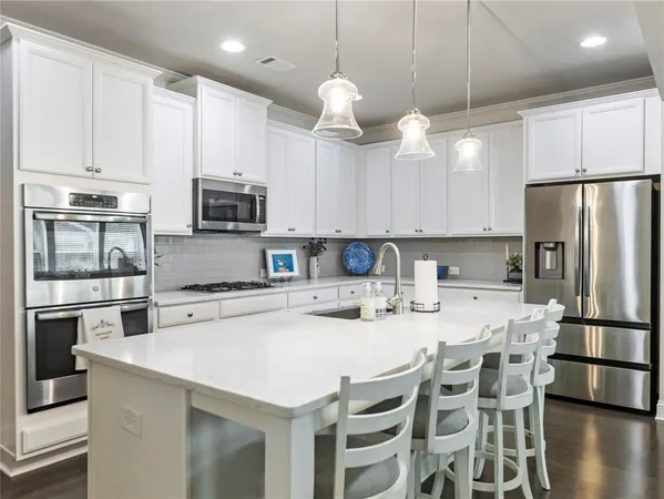 $609,900 | 7174 Boathouse Way, Flowery Branch, GA 30542