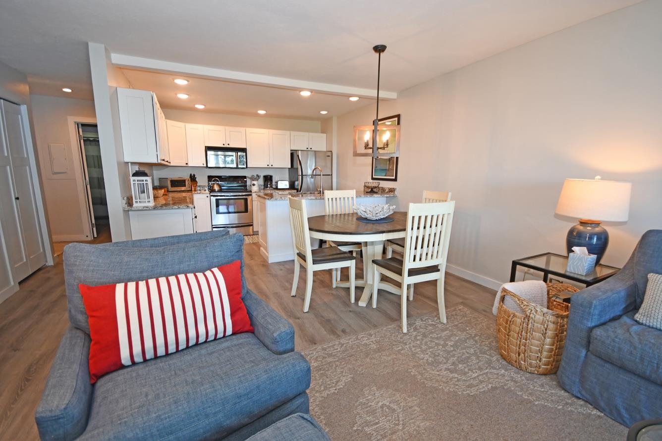 9 Ridge Top Maple City, MI 49664 - Photo 16 of 39