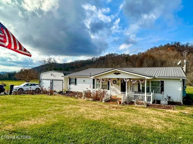 $229,900 | 2641 Stanley Valley Road, Surgoinsville, TN 37873