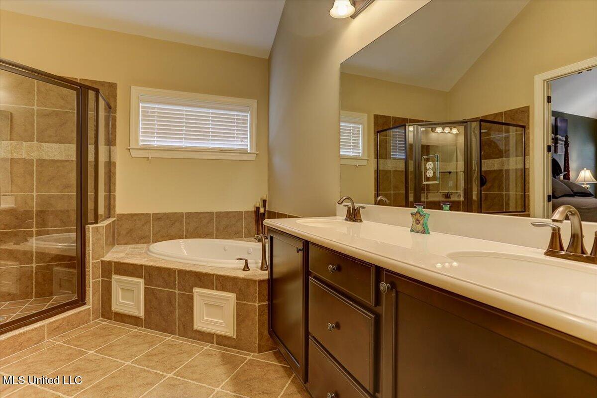 4229 Ridgemont Road Olive Branch, MS 38654 - Photo 12 of 19 28-IMG_9647_48_49_50_51
