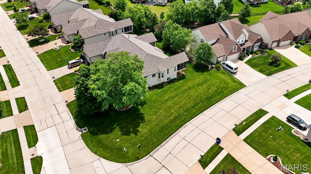 906 Daffodil Ridge Drive O'Fallon, MO 63366 - Photo 2 of 52