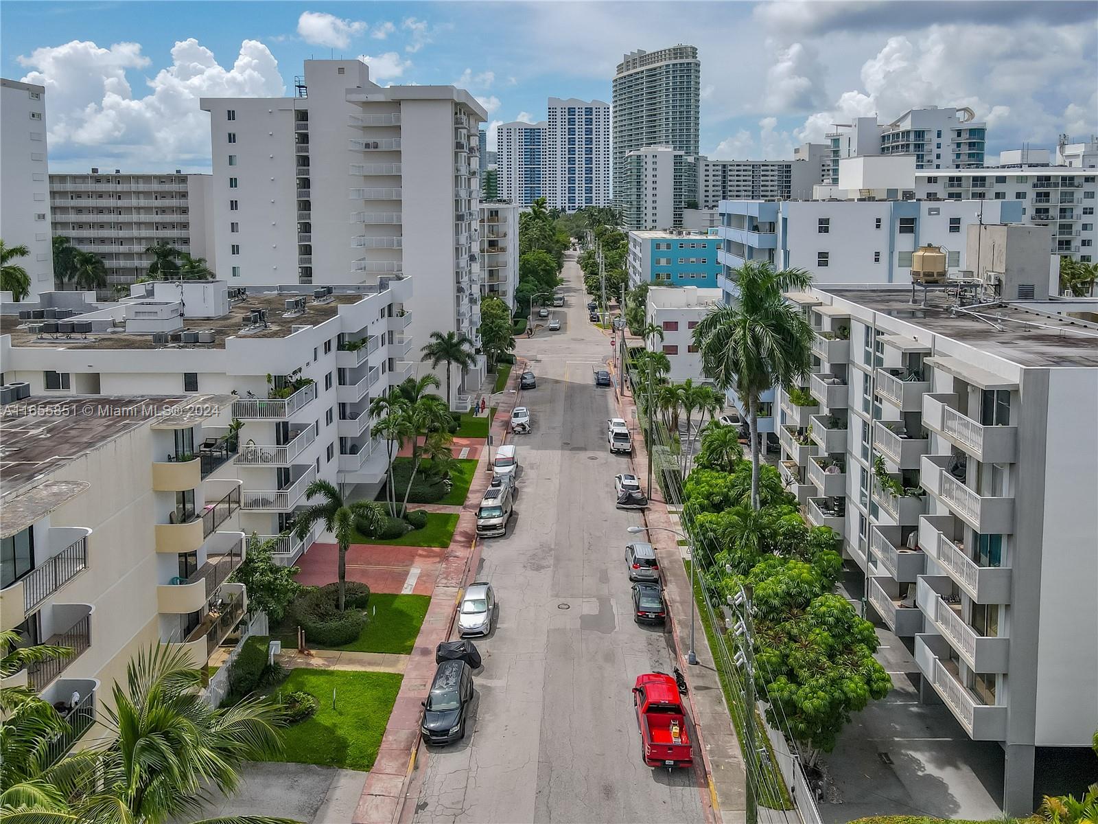 1670 Bay Road, Unit 2E Miami Beach, FL 33139 - Photo 10 of 27 Great location steps from Lincoln Road Mall and Sunset Harbor