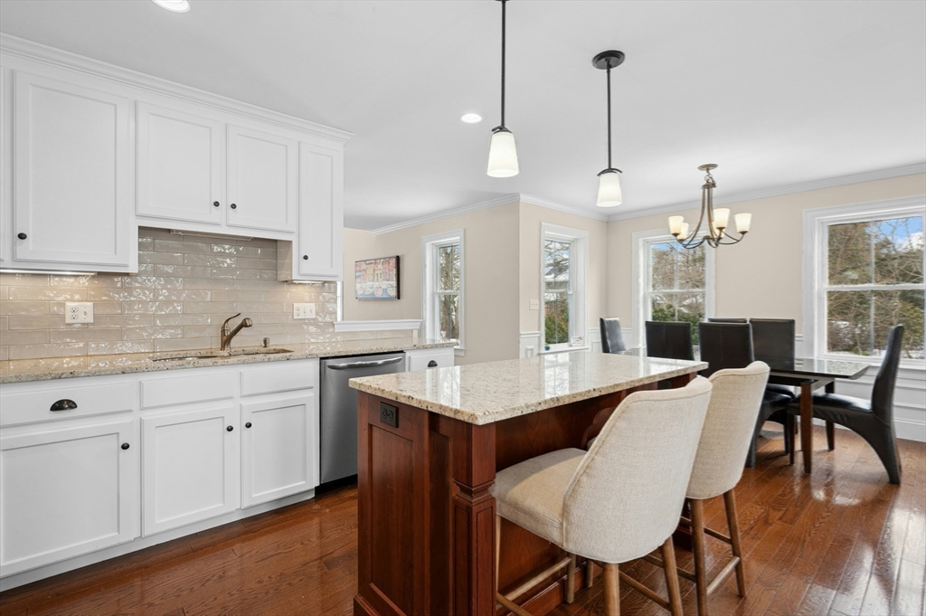 82 Pleasant Street, Unit 82 Medfield, MA 02052 - Photo 15 of 42