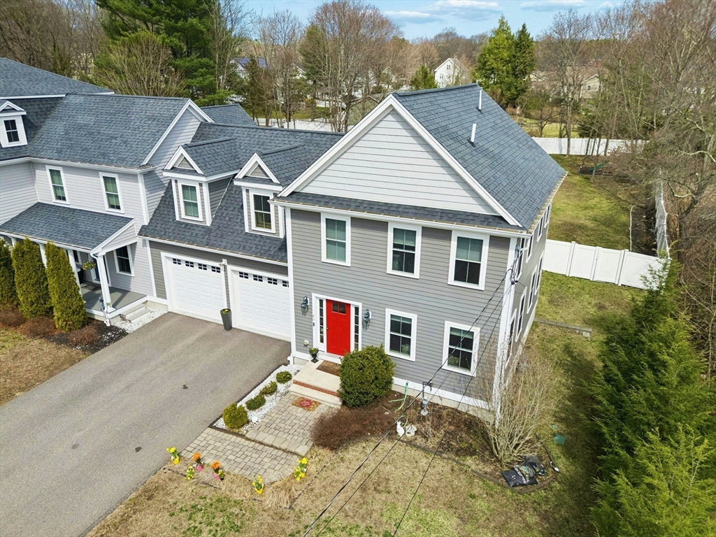 82 Pleasant Street, Unit 82 Medfield, MA 02052 - Photo 3 of 42