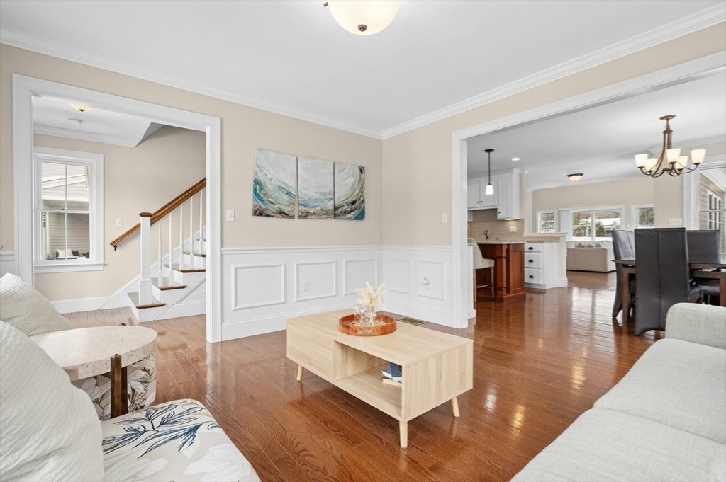 82 Pleasant Street, Unit 82 Medfield, MA 02052 - Photo 6 of 42