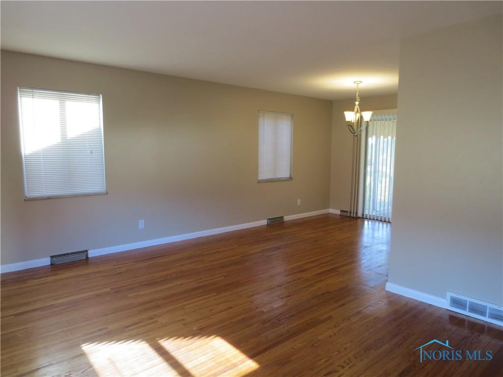 3115 Aldringham Road Toledo, OH 43606 - Photo 9 of 25 Gallery Image 9