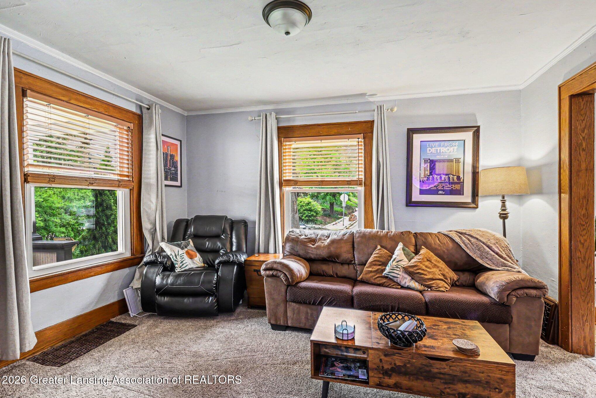 312 West Rockford Road Lansing, MI 48910 - Photo 14 of 26 006_file_5113