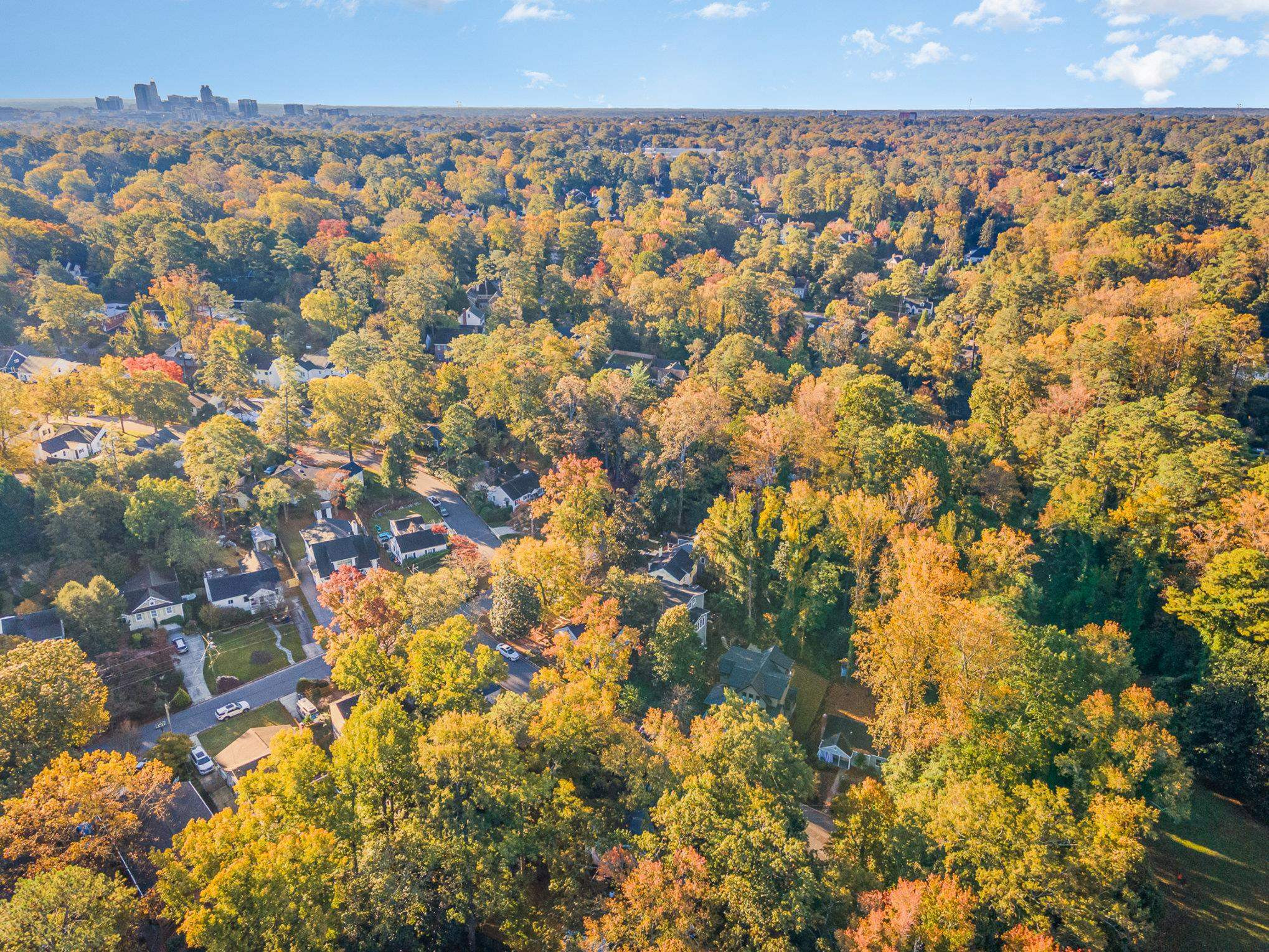 2811 Gordon Street Raleigh, NC 27608 - Photo 14 of 33 Photo 13
