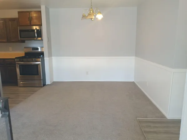 $1,350 | 2620 West Custer Avenue, Unit 2, Glendale, WI 53209