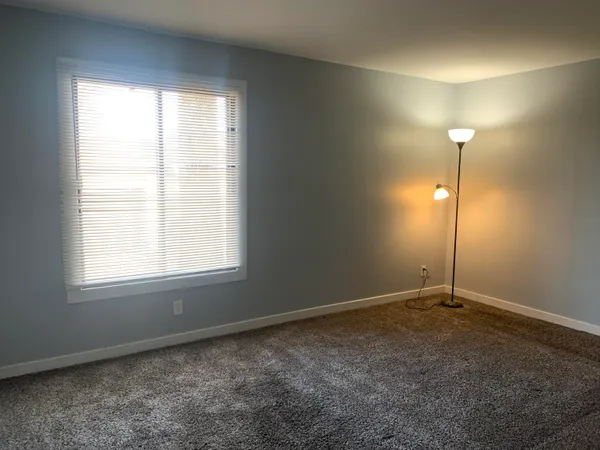 $1,350 | 2620 West Custer Avenue, Unit 2, Glendale, WI 53209