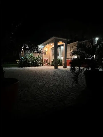 $3,100,000 | 13010 114th Avenue North, Largo, FL 33774