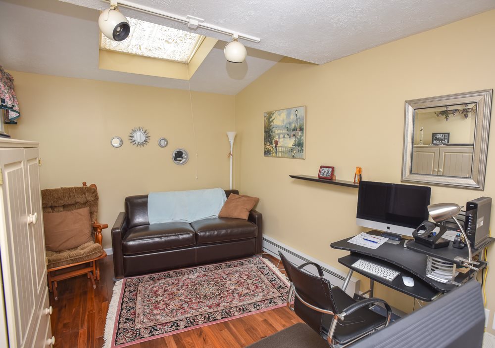 572 Cilley Road Manchester, NH 03103 - Photo 16 of 40