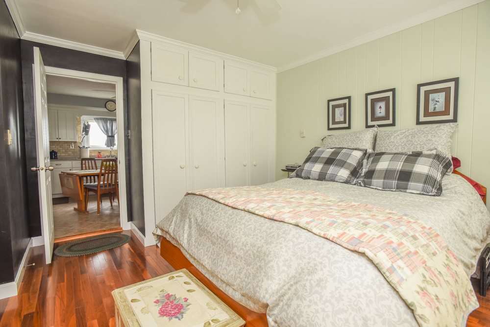 572 Cilley Road Manchester, NH 03103 - Photo 17 of 40