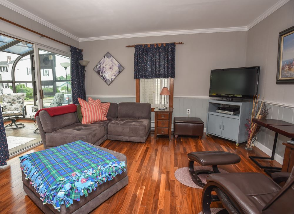 572 Cilley Road Manchester, NH 03103 - Photo 10 of 40