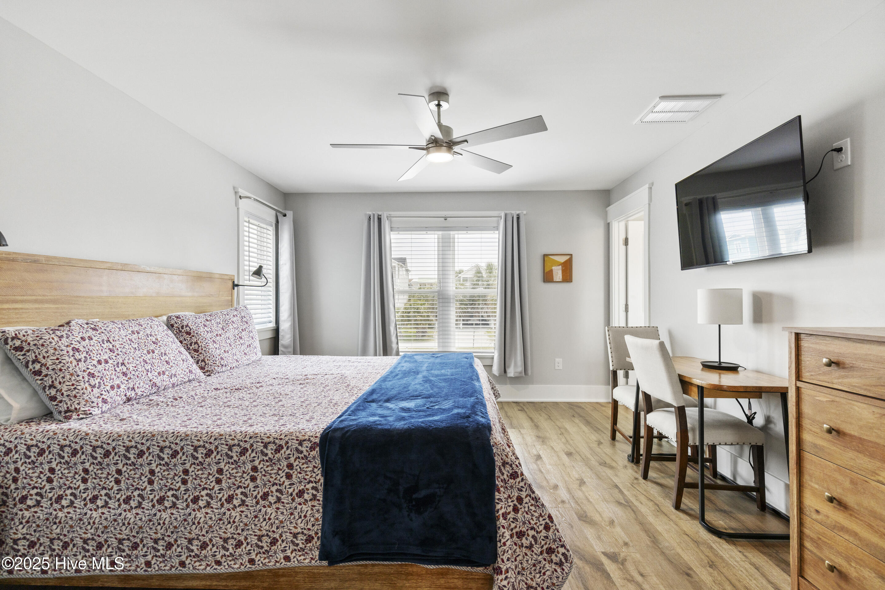403 17th Street Sunset Beach, NC 28468 - Photo 41 of 58 Guest room 4