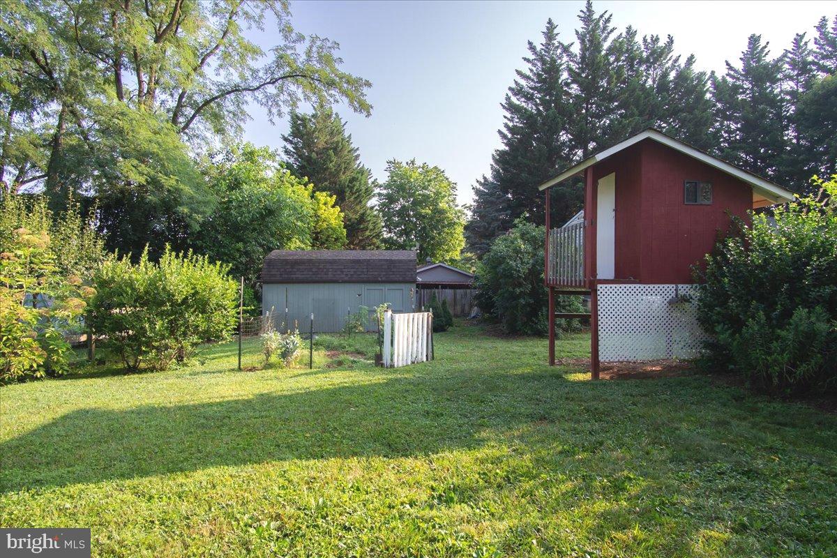 17010 Frederick Road Mount Airy, MD 21771 - Photo 24 of 32 Gallery Image 24