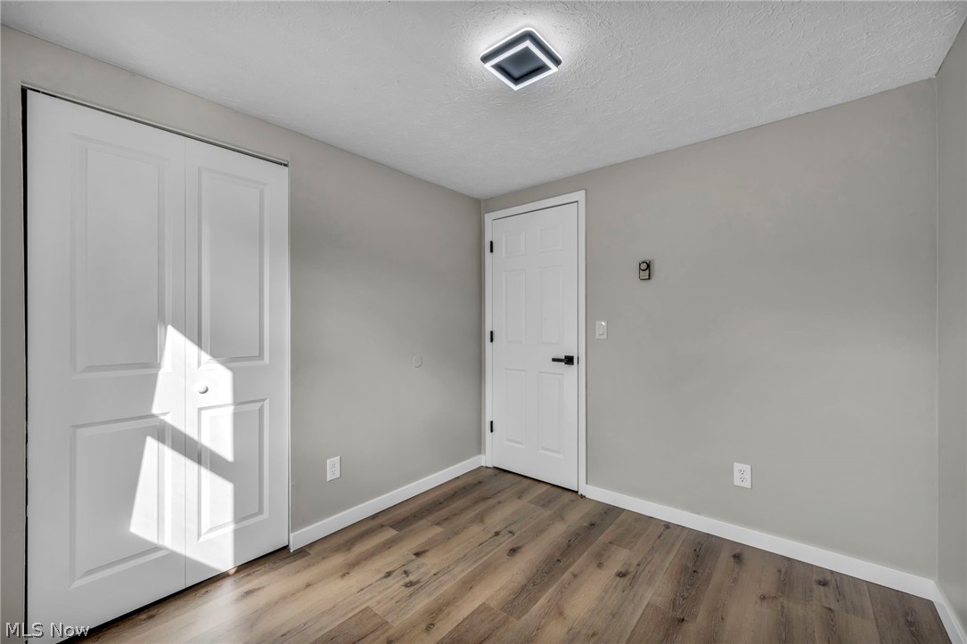 8742 Usher Road Olmsted Falls, OH 44138 - Photo 20 of 40