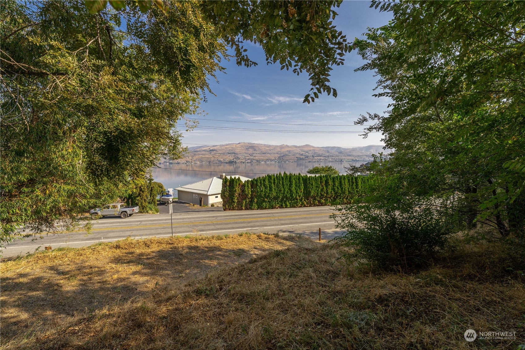 815 South Lakeshore Road Chelan, WA 98816 - Photo 5 of 30 Gallery Image 5