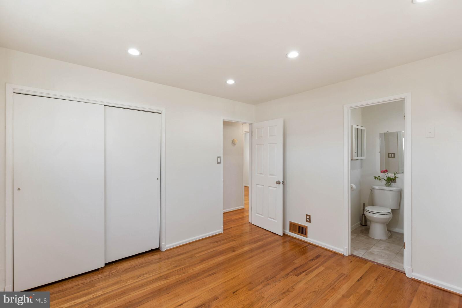 4423 Roundhill Road Alexandria, VA 22310 - Photo 21 of 41 Gallery Image 21