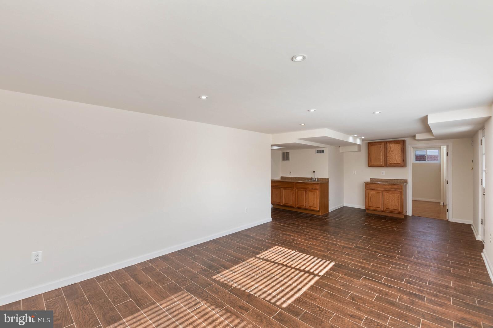 4423 Roundhill Road Alexandria, VA 22310 - Photo 26 of 41 Gallery Image 26