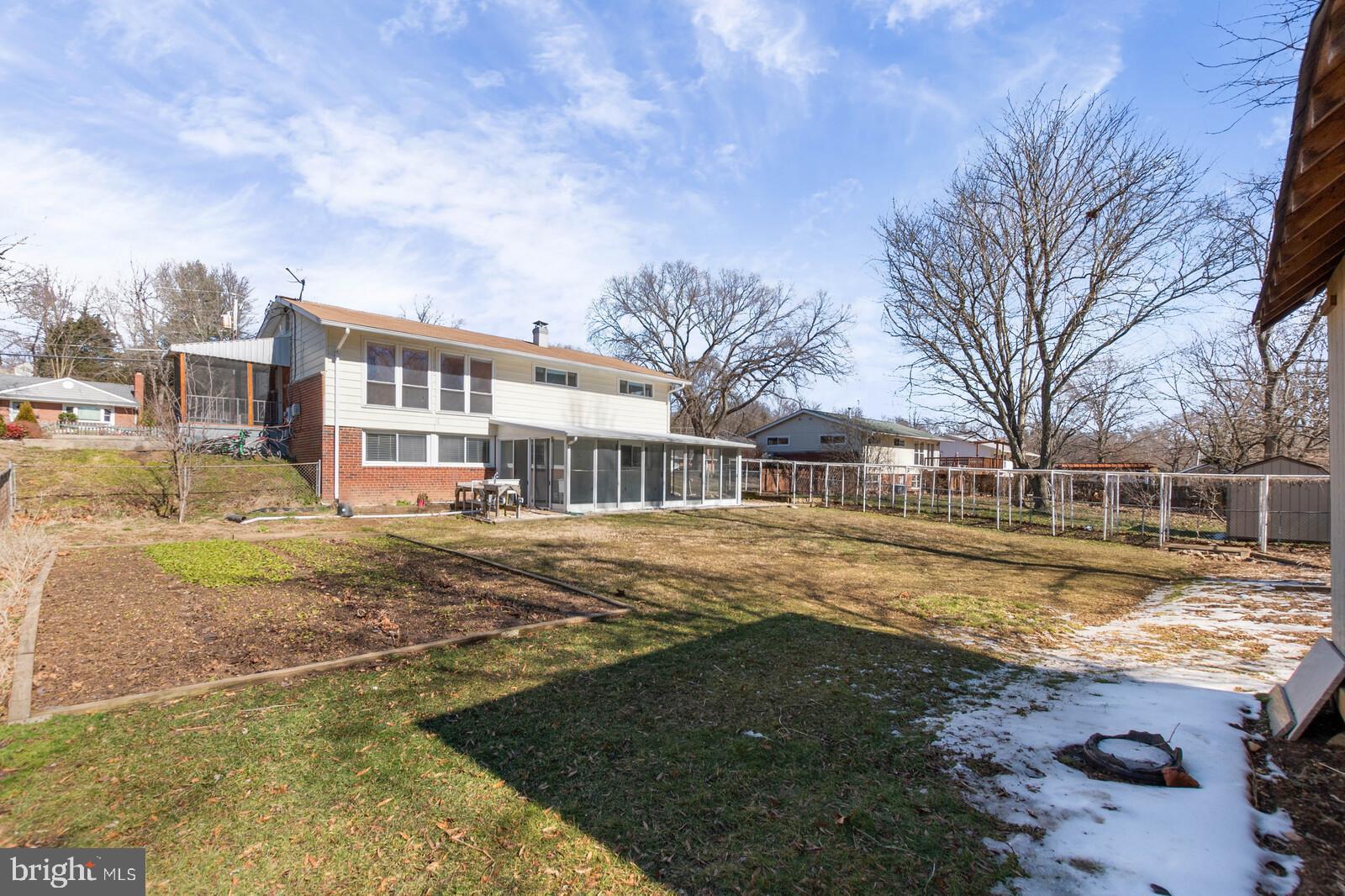 4423 Roundhill Road Alexandria, VA 22310 - Photo 40 of 41 Current owner did extensive gardening in backyard