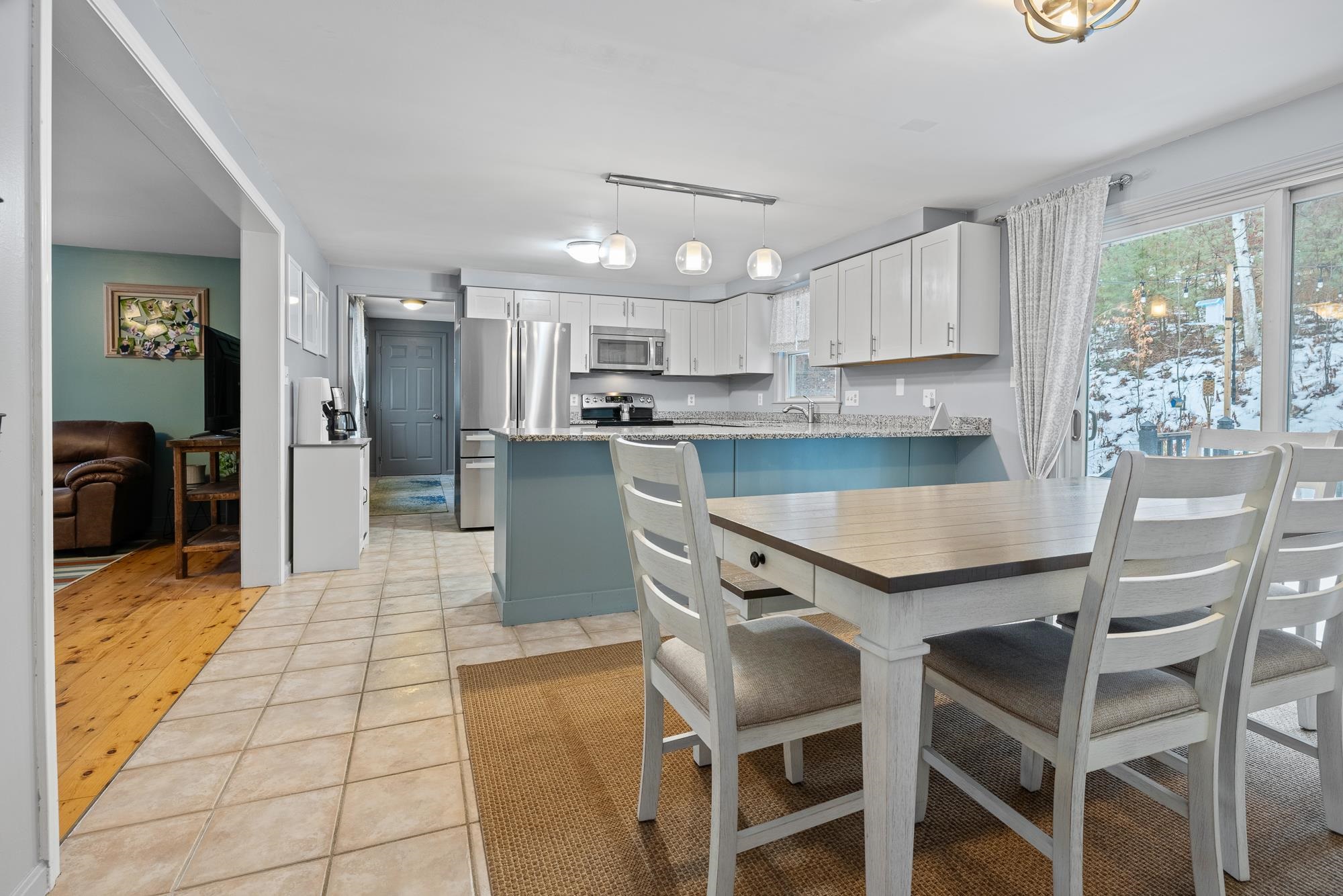 49 Cottage Circle Lebanon, NH 03784 - Photo 11 of 48