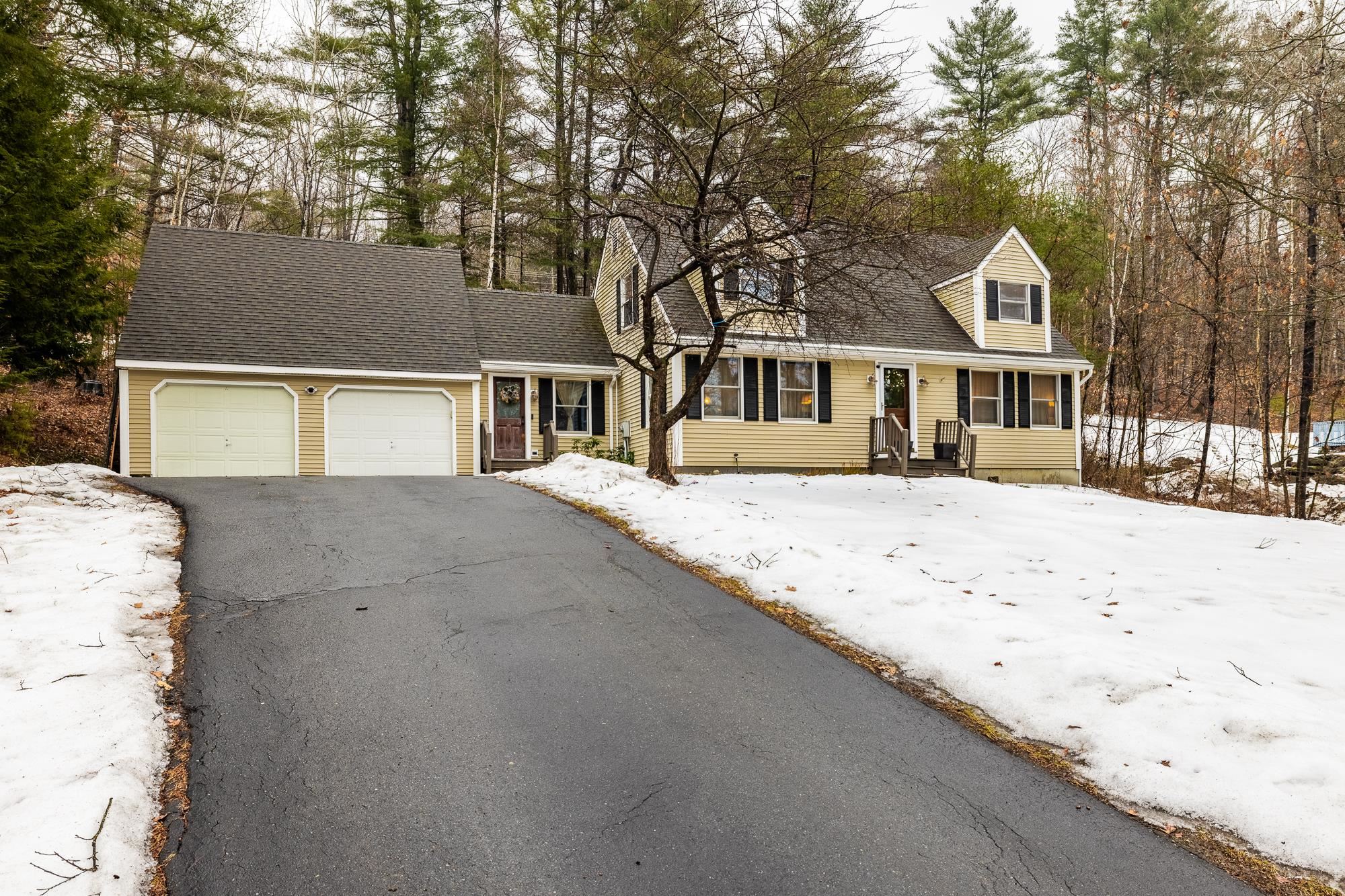 49 Cottage Circle Lebanon, NH 03784 - Photo 2 of 48