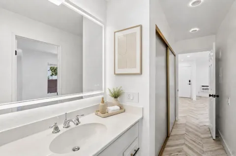 $369,900 | 8015 Caminito De Pizza, Unit E, San Diego, CA 92108