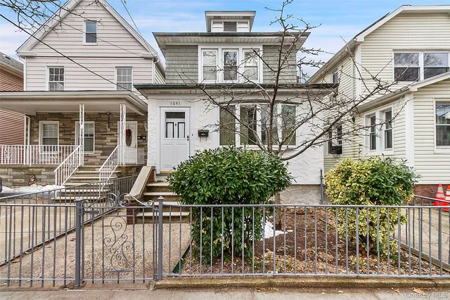 $749,000 | 1641 Hone Avenue | Morris Park