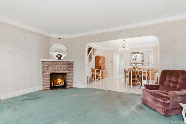 $749,000 | 1641 Hone Avenue | Morris Park