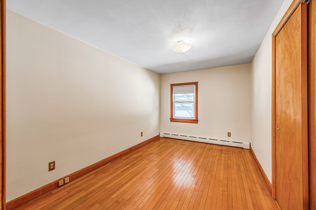 331 Dale Street Chicopee, MA 01013 - Photo 19 of 29