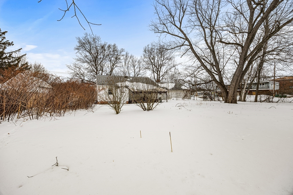 331 Dale Street Chicopee, MA 01013 - Photo 27 of 29