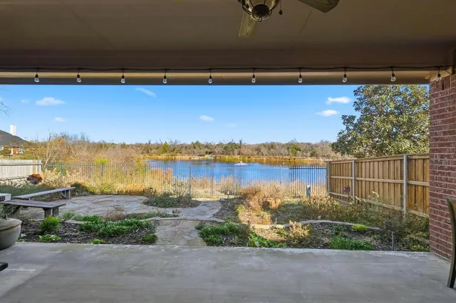 $650,000 | 411 Fountain Side Drive, Euless, TX 76039