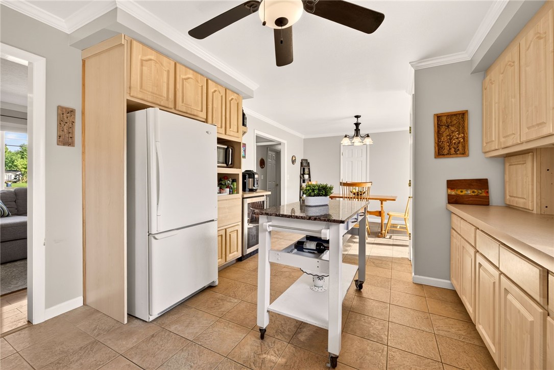 768 Dewitt Road Webster, NY 14580 - Photo 11 of 30